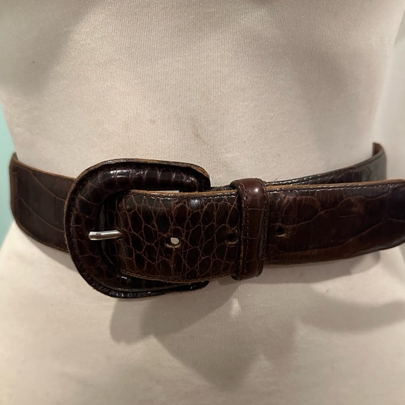 Vintage Ralph  Lauren brown women’s  belt ,size small 30” W reptile embossed. - Picture 2 of 15